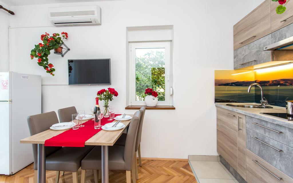 באסקה Apartments Lucija מראה חיצוני תמונה