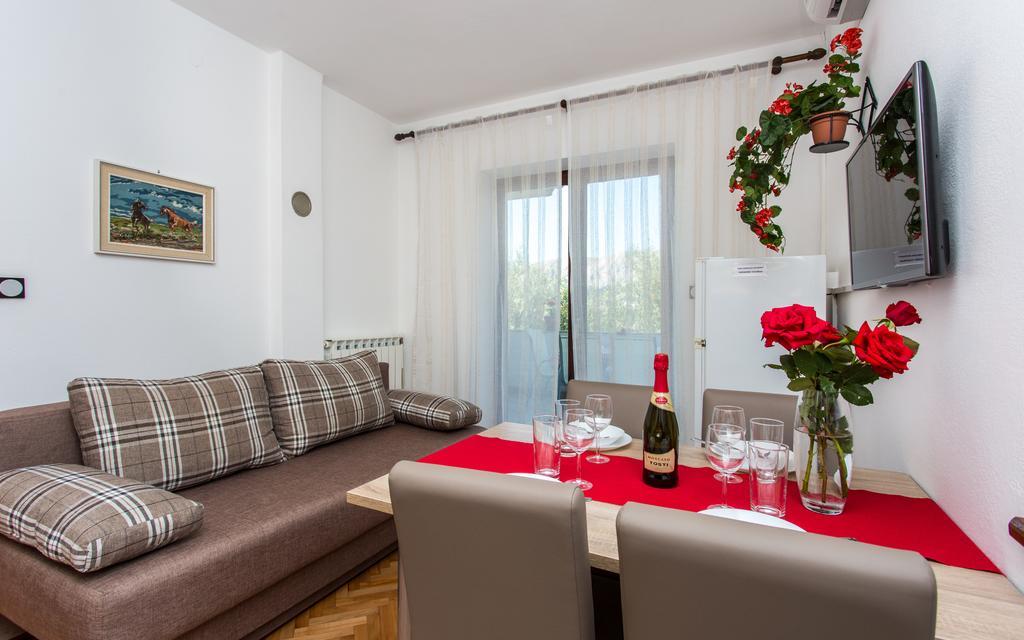 באסקה Apartments Lucija מראה חיצוני תמונה